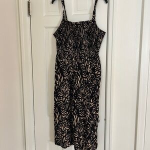 Old Navy Black and Cream Leaf Pattern Midi Dress